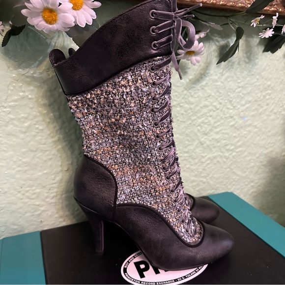 Poetic License Go Bananas Tweed Lace Up Booties sz 7 38 - Picture 4 of 12